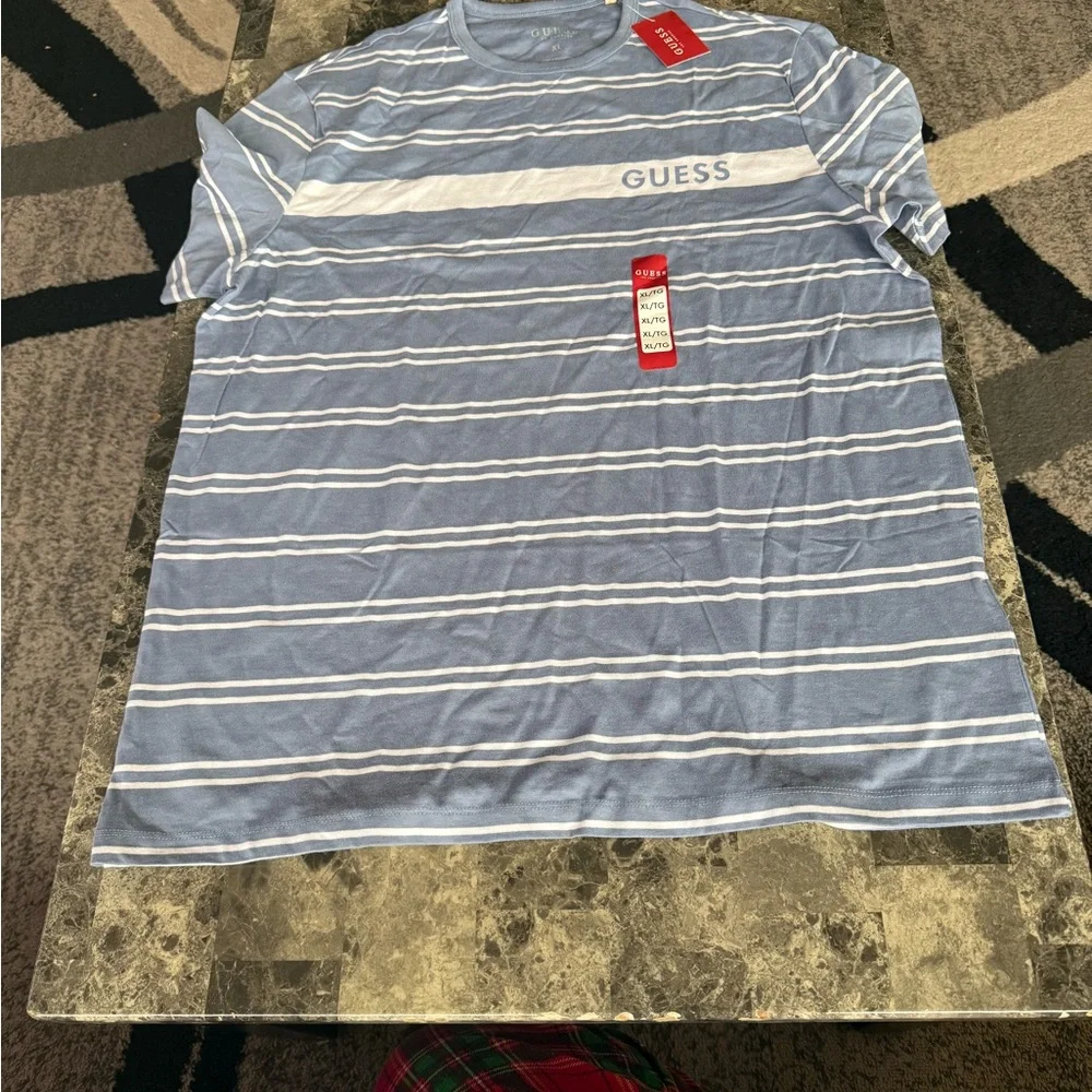 Men’s GUESS Light Blue and White Striped Short Sleeve Crew Tee size XL - Picture 1 of 5